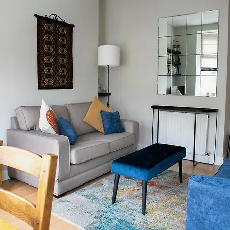 Number 5, 8-10 Cheltenham Mount Харрогейт